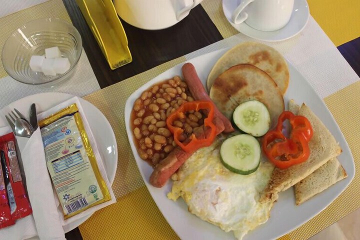 Breakfast/Coffee Service 23 of 29