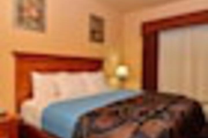 Room 35 of 78