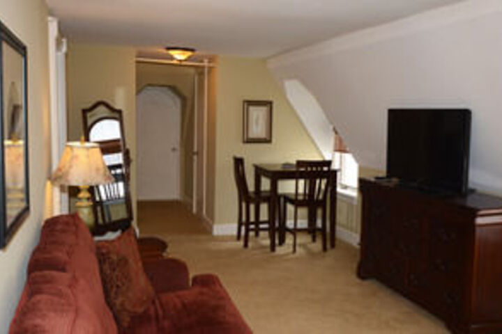 Room 17 of 29