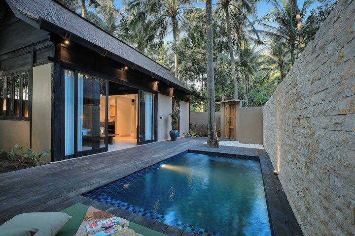 Pool 54 of 113