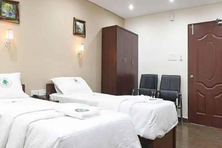 Room 4 of 11