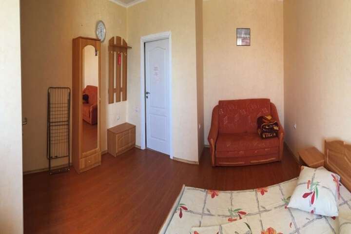 Room 30 of 93