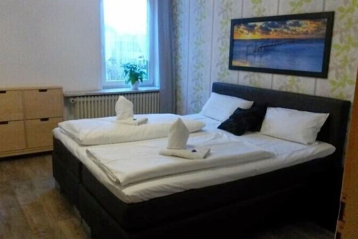 Room 2 of 13