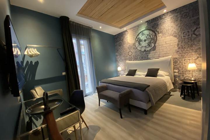 Room 13 of 86