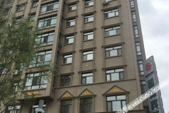 Hotel 1 of 13