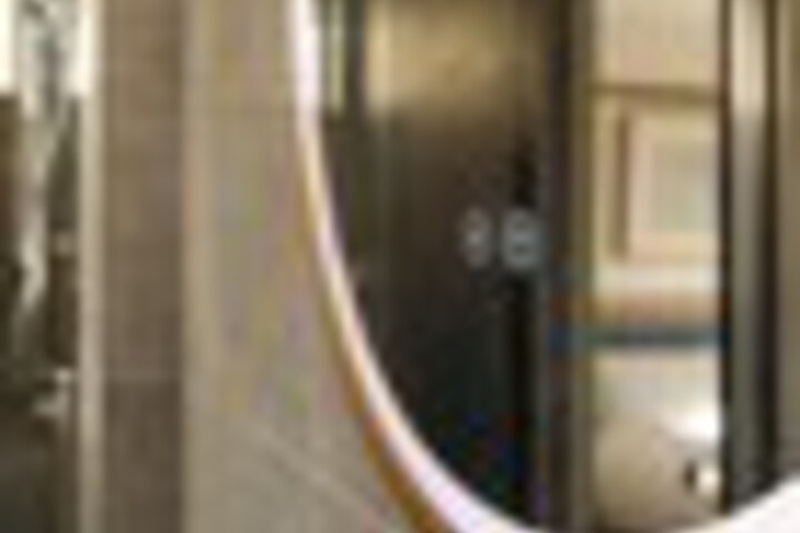 Room 80 of 111