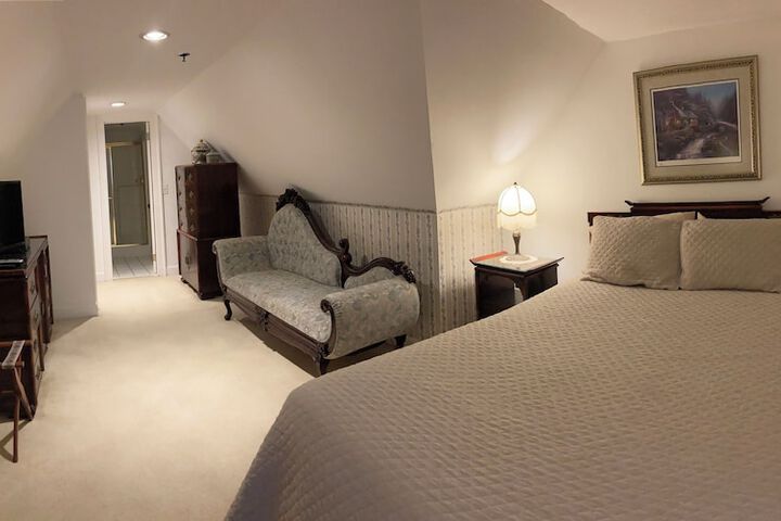 Room 20 of 37