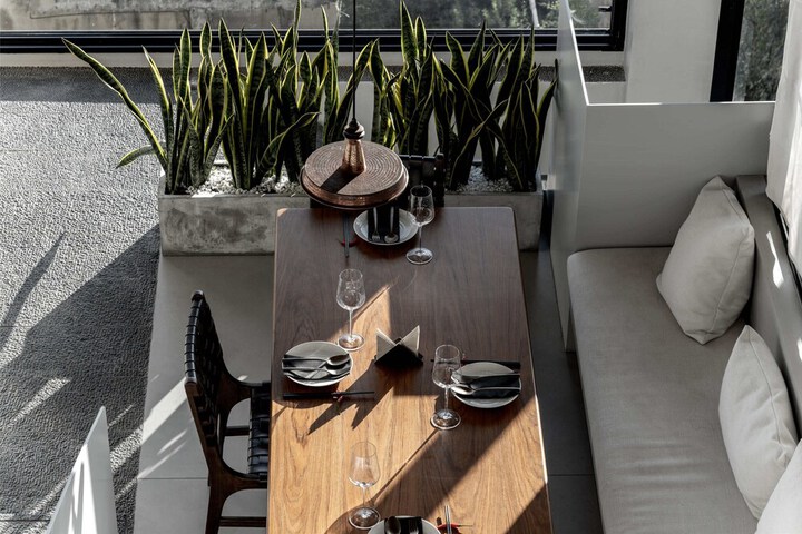 Dining 137 of 182