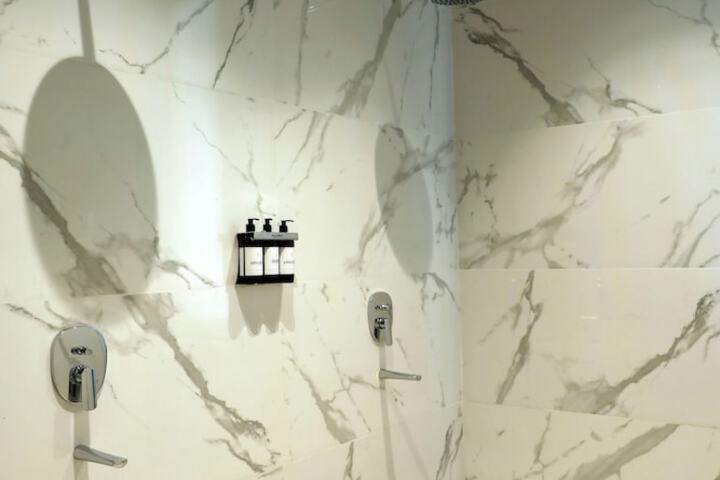 Room 15 of 19