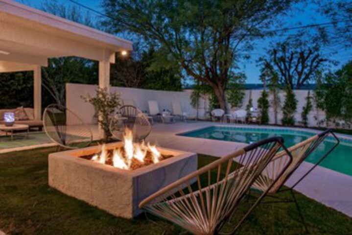 Image of PS Modern Pool Jewel Three Bedroom House