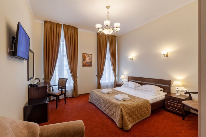 Room 29 of 83