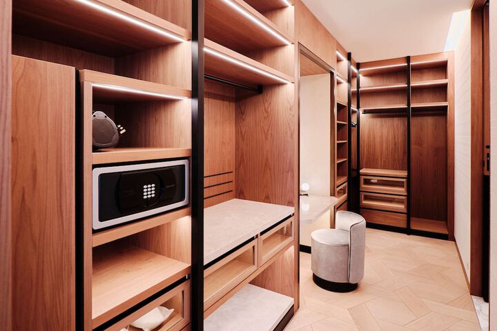Room 19 of 70