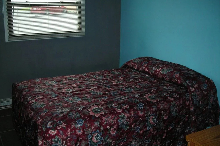 Room 5 of 19