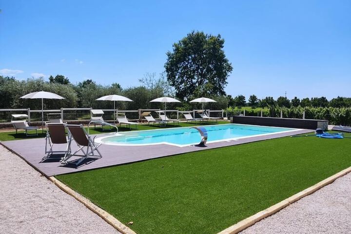 Pool 7 of 8