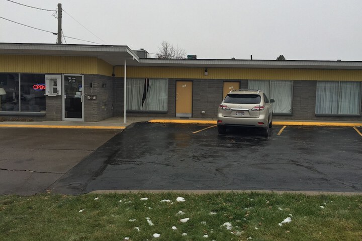 Property Grounds 35 of 37