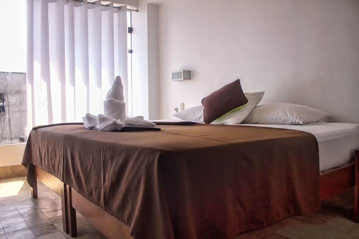 Room 3 of 40