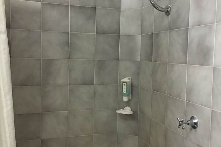 Room 30 of 46