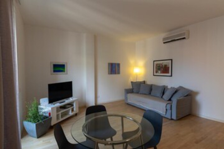 Room 7 of 17