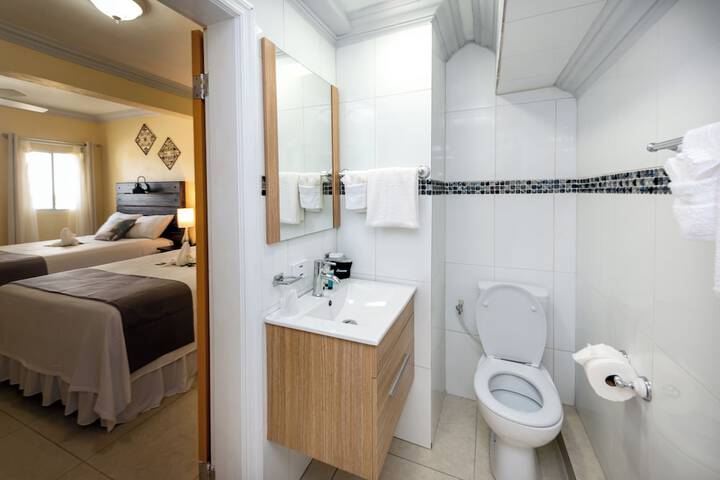 Room 35 of 60