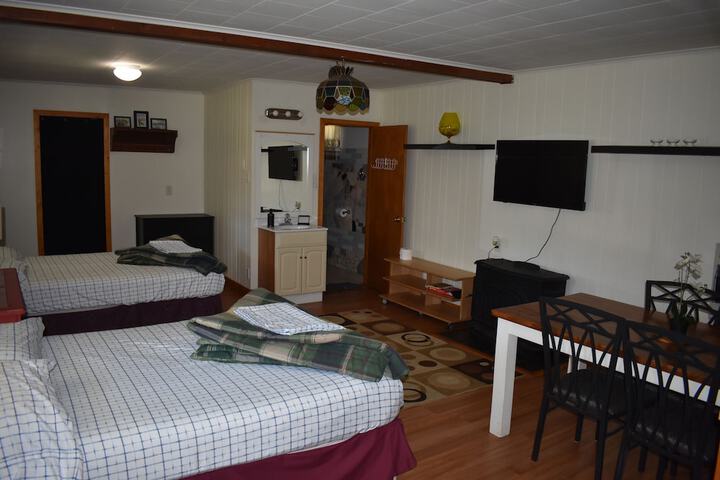 Room 8 of 25