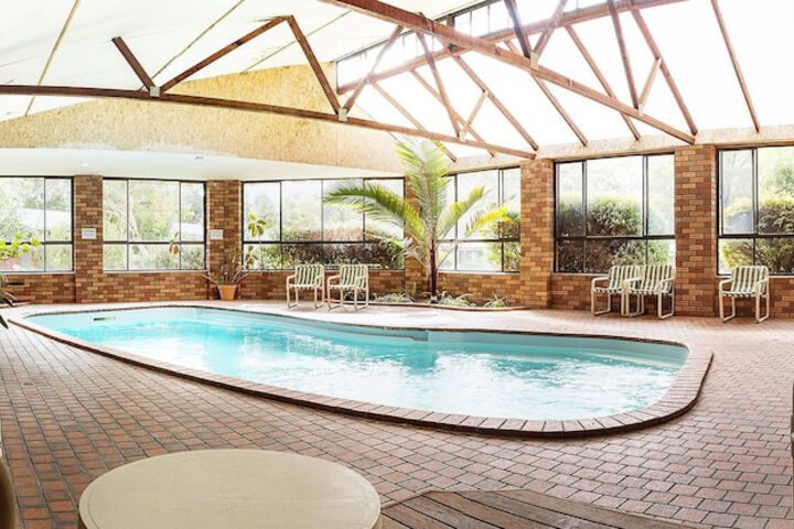 Pools & Facilities