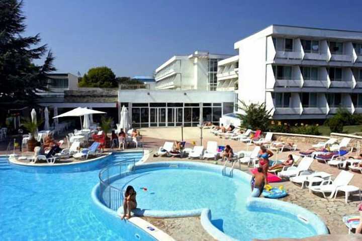 Pool Hotel