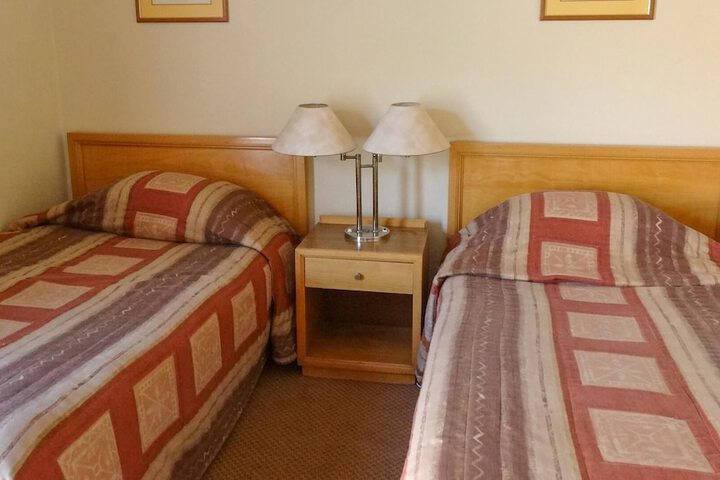 Room 32 of 391