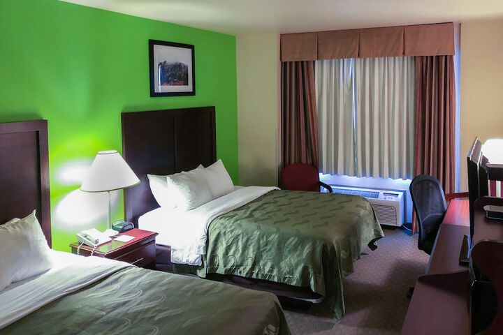 Room 29 of 48