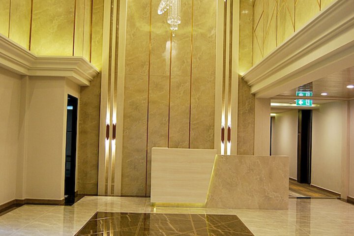 Ballroom/Hall 116 of 150