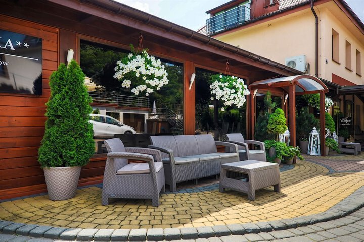 Sundeck 61 of 67