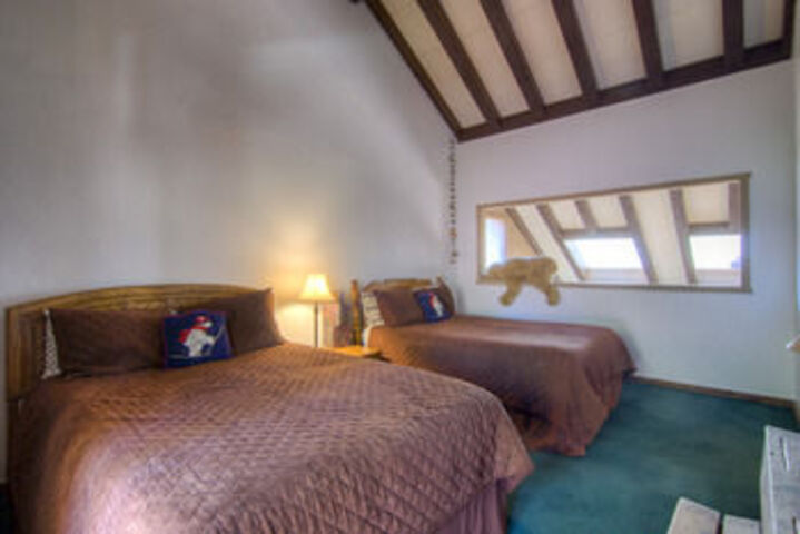 Room 13 of 20
