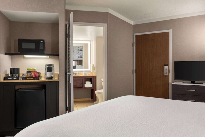 Room 29 of 59