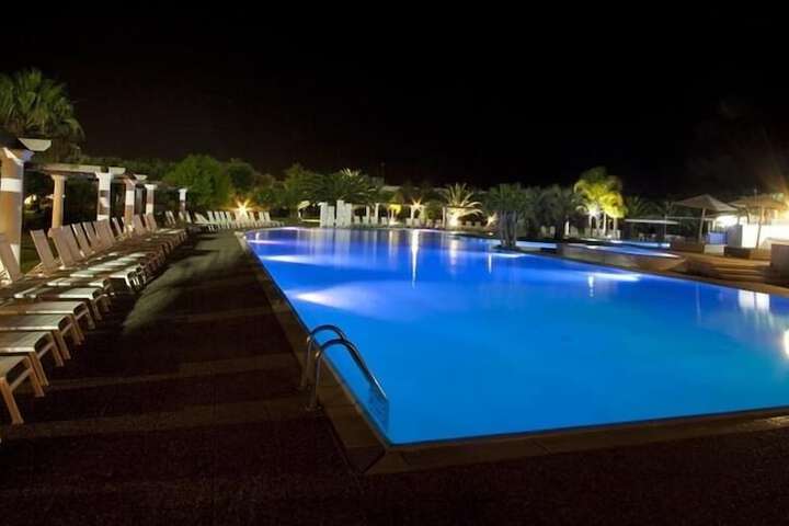 Pool 39 of 120