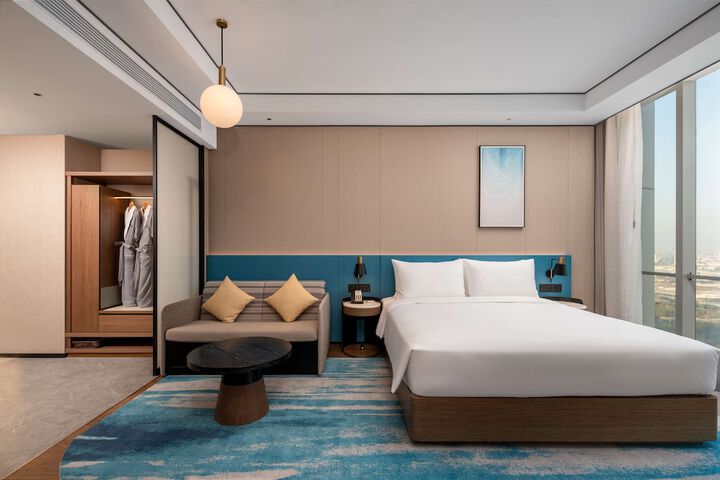 Room 19 of 54