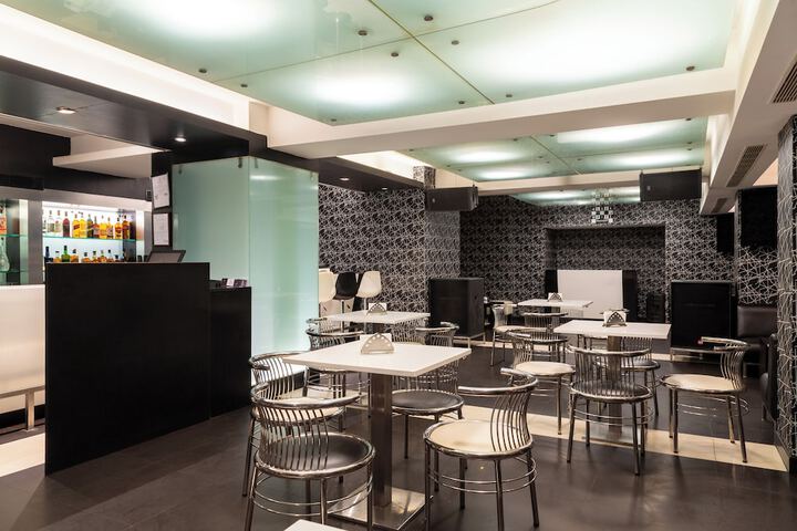 Dining Photos