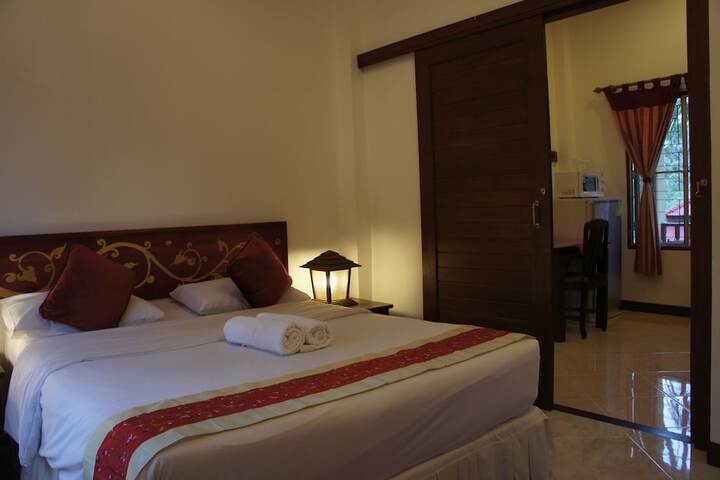 Room 2 of 58