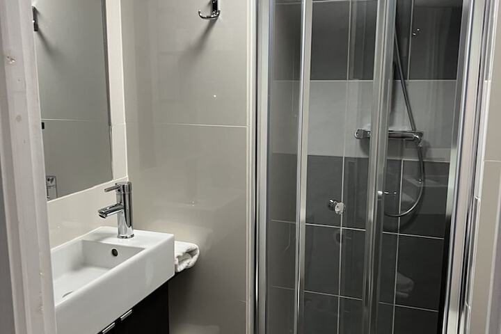 Room 44 of 88