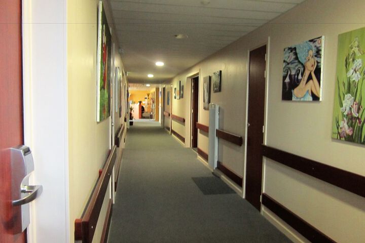 Ballroom/Hall 28 of 32