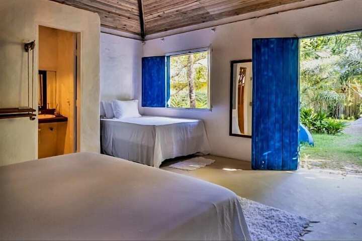 Room 13 of 50