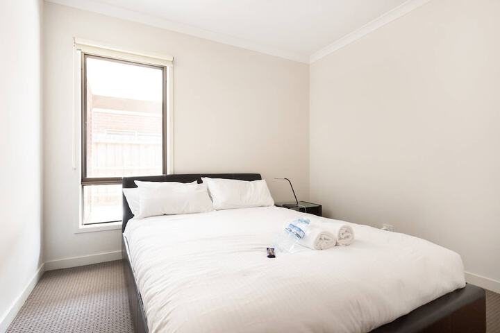 Room 12 of 41