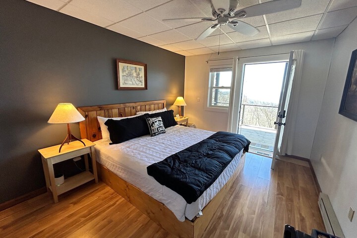 Room 10 of 118