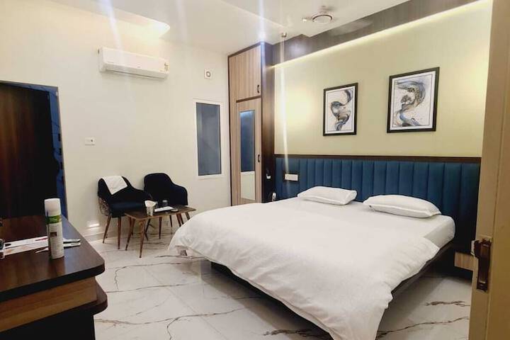 Room 7 of 39