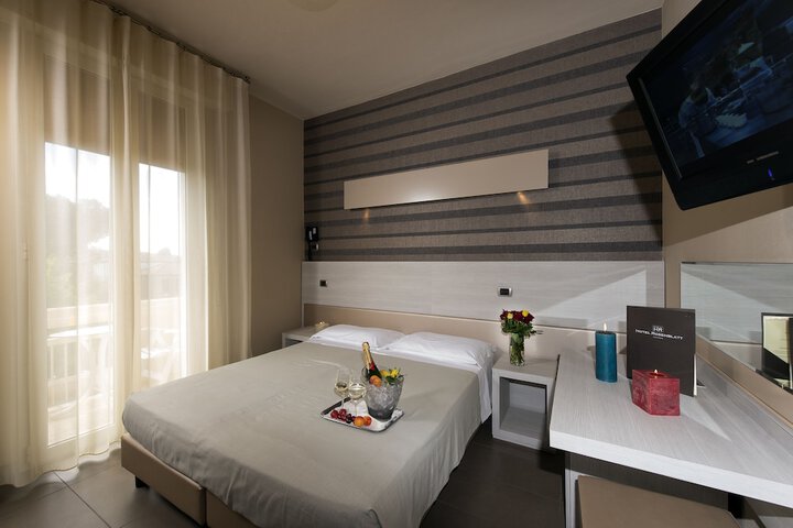 Room 12 of 53