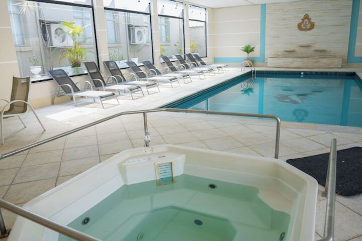 Pool 88 of 175