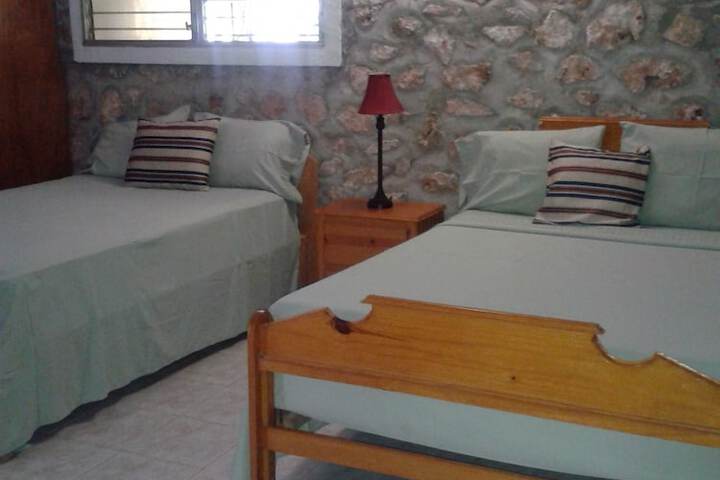 Room 6 of 40