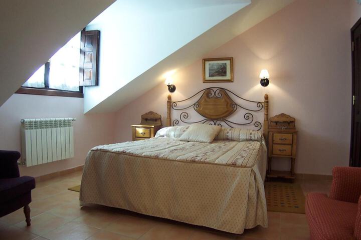 Room 15 of 37