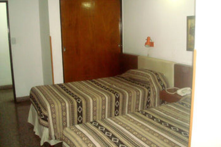 Room 8 of 26