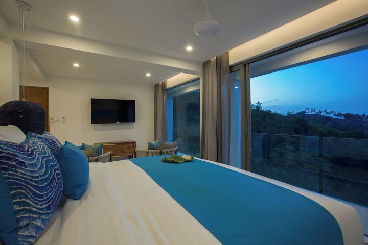 Room 213 of 261
