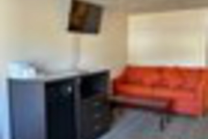 Room 131 of 207