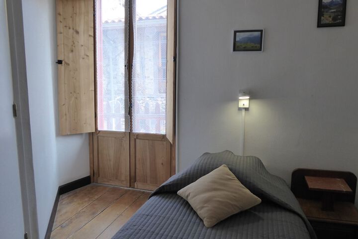 Room 25 of 67